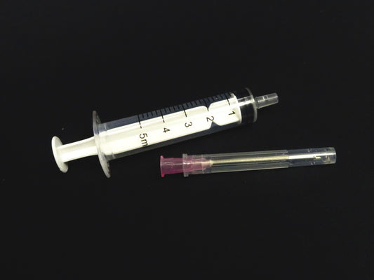 Hydration Syringe for Ant Nest